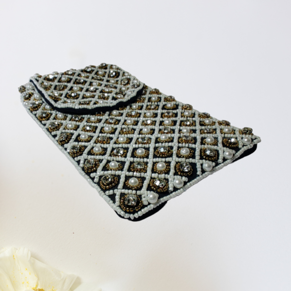Soy Crystal  Mobile Pouch Black - Image 3