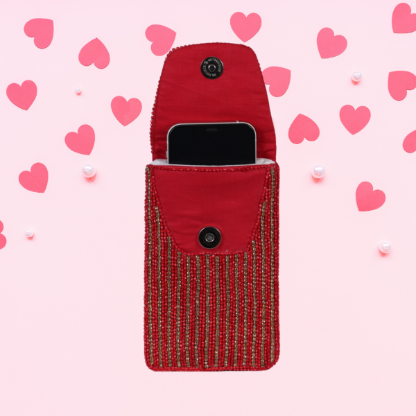 Aura Embellished Kaarnis Mobile Pouch Red - Image 7