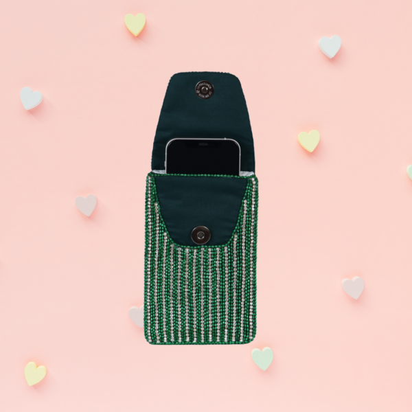Aura Embellished Kaarnis Mobile Pouch Green - Image 7